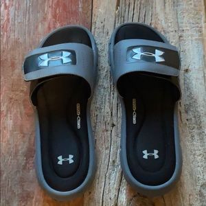 Under Armour Men’s Size 11 Comfort Sandals